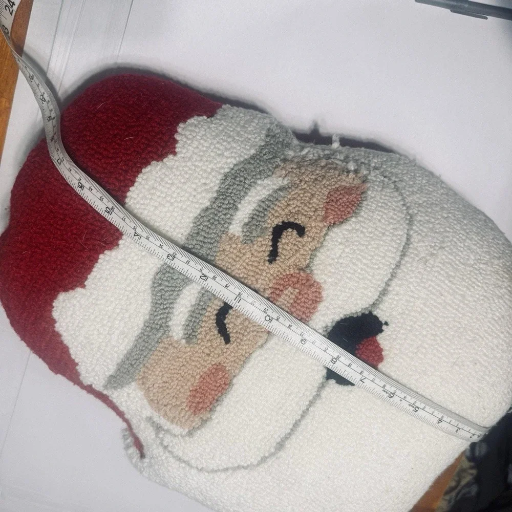 Vintage Santa Claus Hooked Wool Decorative Christmas Pillow Red White 16x12